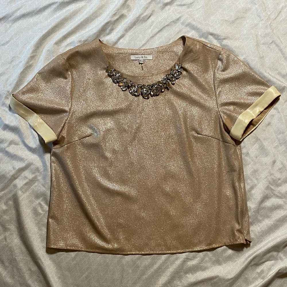 Stylish Lucy & Co Gold Crop